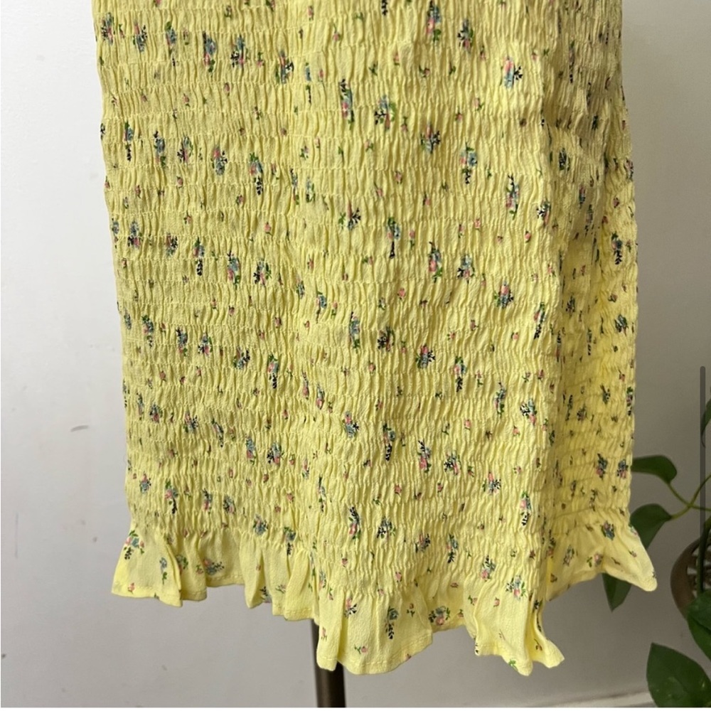 Faithfull The Brand Yellow Floral Smocked Puff Sleeve Fitted Mini Dress size 8 - Picture 8 of 10